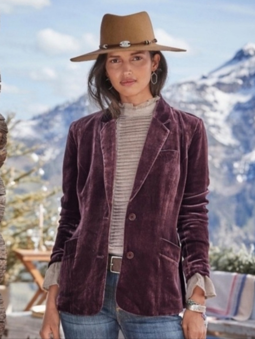 Sundance Silk Burgundy Velvet Blazer Jacket Womens 6 Two Button Notch Collar